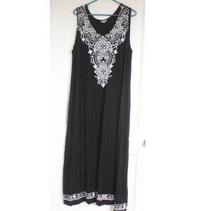 Avenue T-shirt Stretch maxi Dress Embroidered Black Minimal Sz 22/24 CBK Style